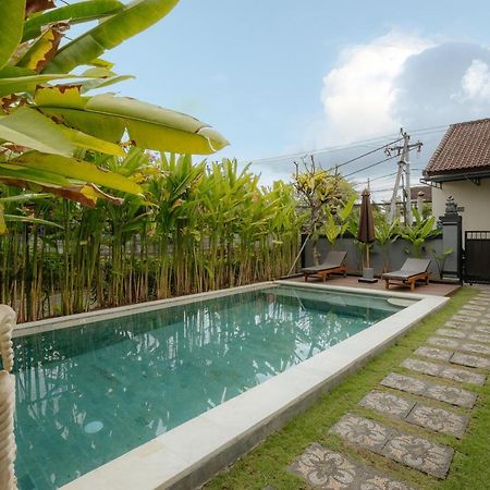 Bubu Canggu Guesthouse Exterior photo