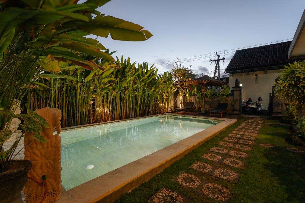 Bubu Canggu Guesthouse Exterior photo