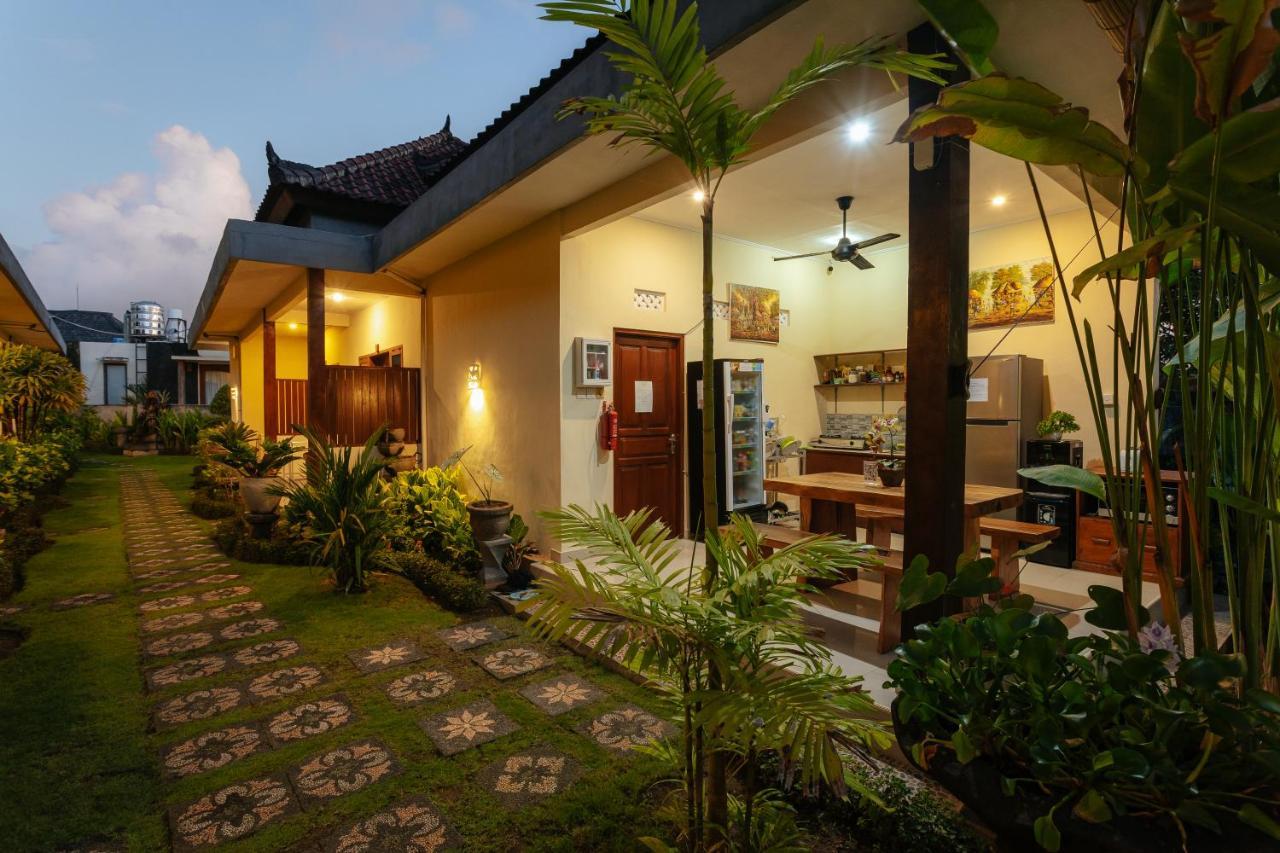 Bubu Canggu Guesthouse Exterior photo